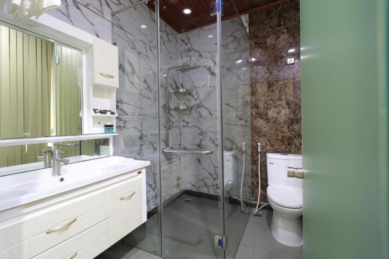 Vienna Hotel Ho Şi Min Dış mekan fotoğraf